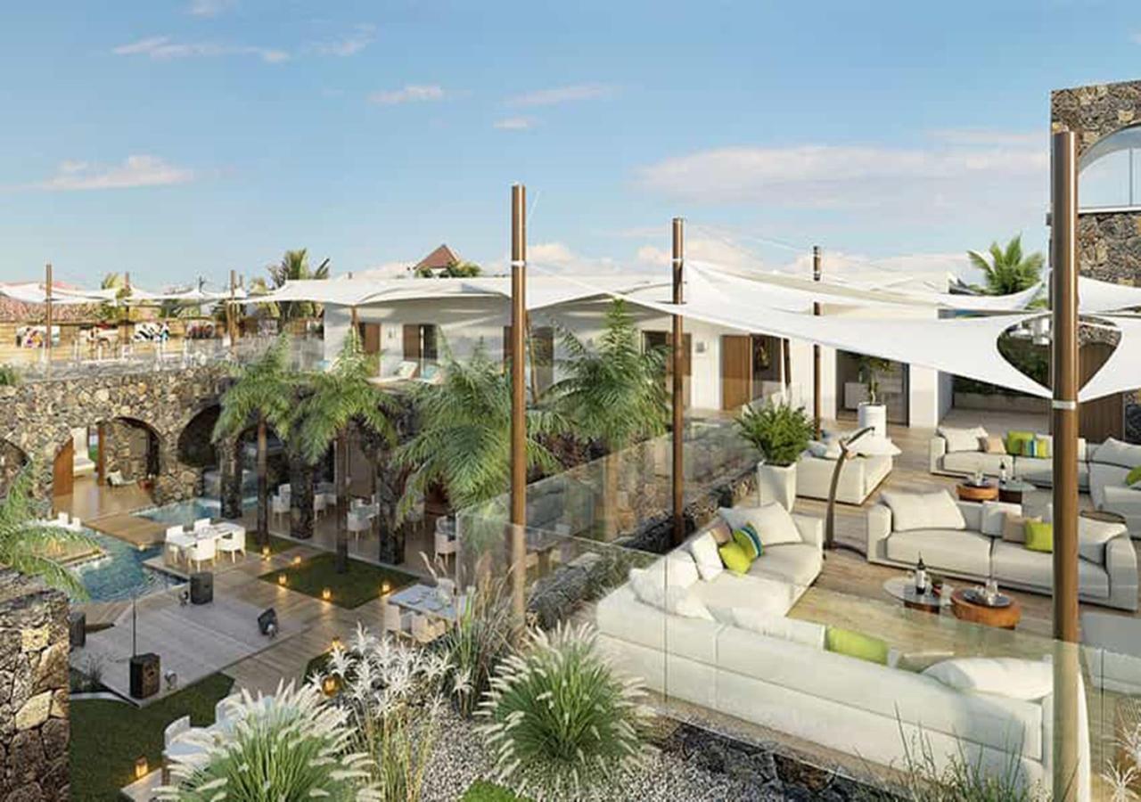Hacienda Plaza Hotel Pereybere Beach Exterior foto