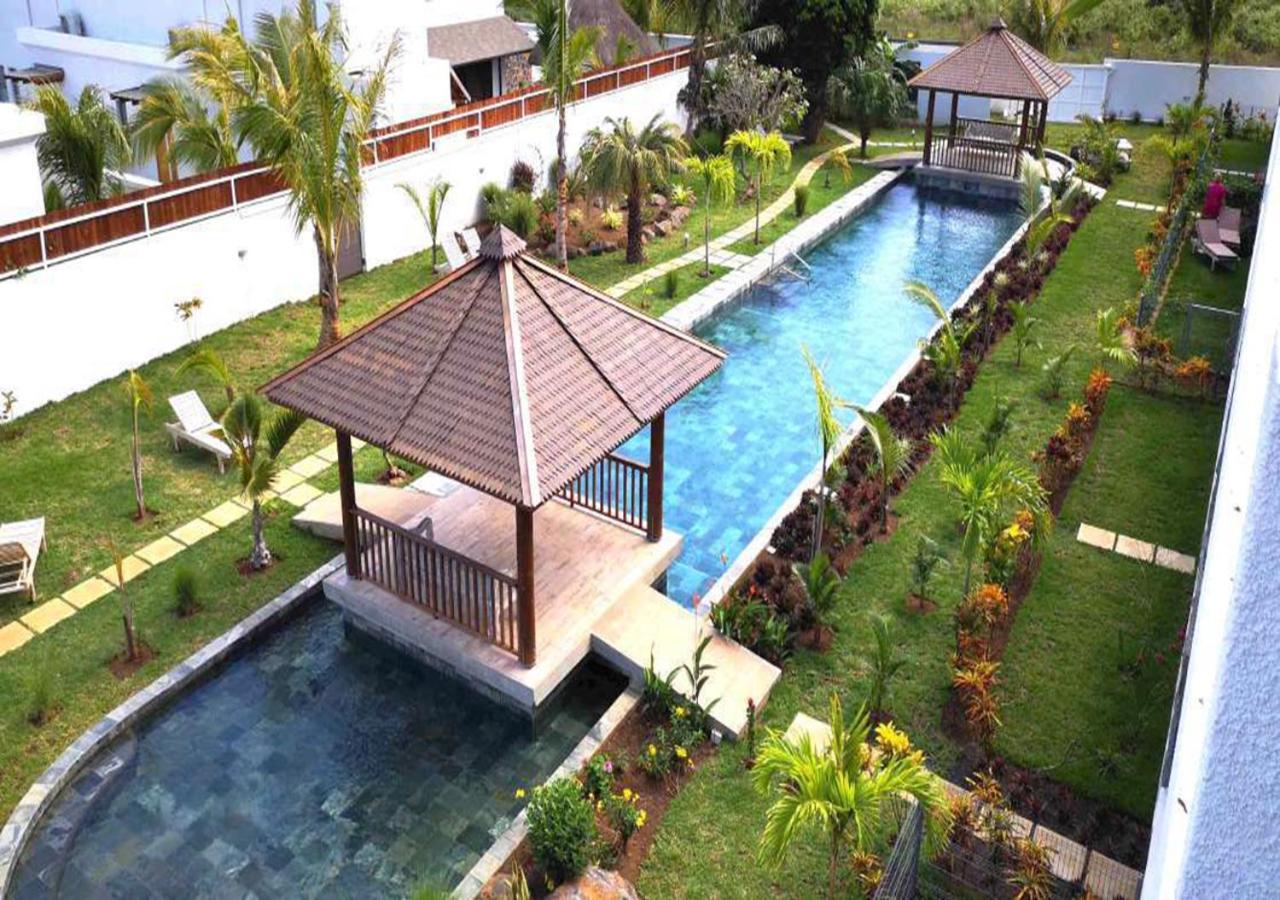 Hacienda Plaza Hotel Pereybere Beach Exterior foto