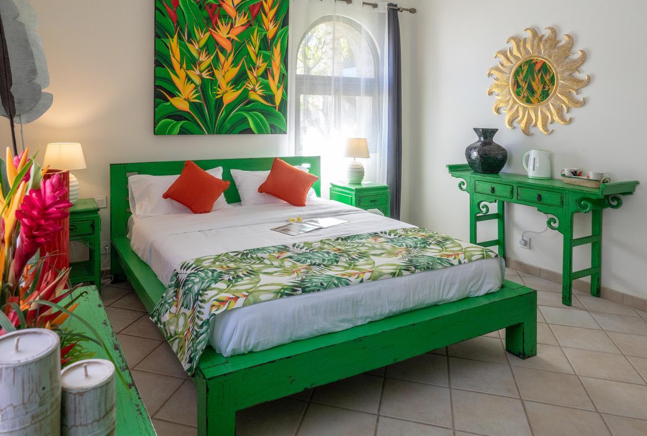 Hacienda Plaza Hotel Pereybere Beach Exterior foto