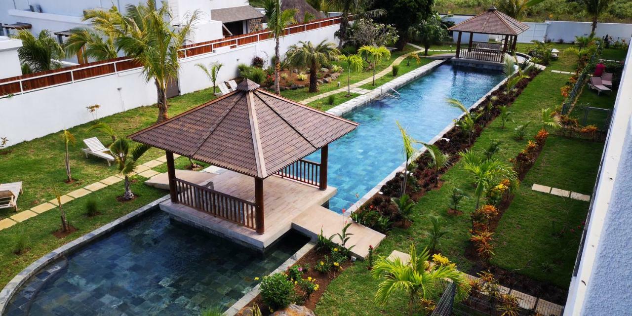 Hacienda Plaza Hotel Pereybere Beach Exterior foto